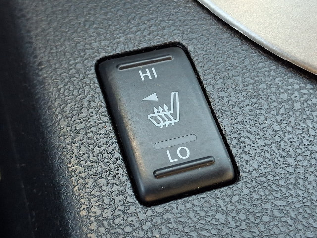 Used 2012 Nissan Rogue SL AWD/4WD image 25