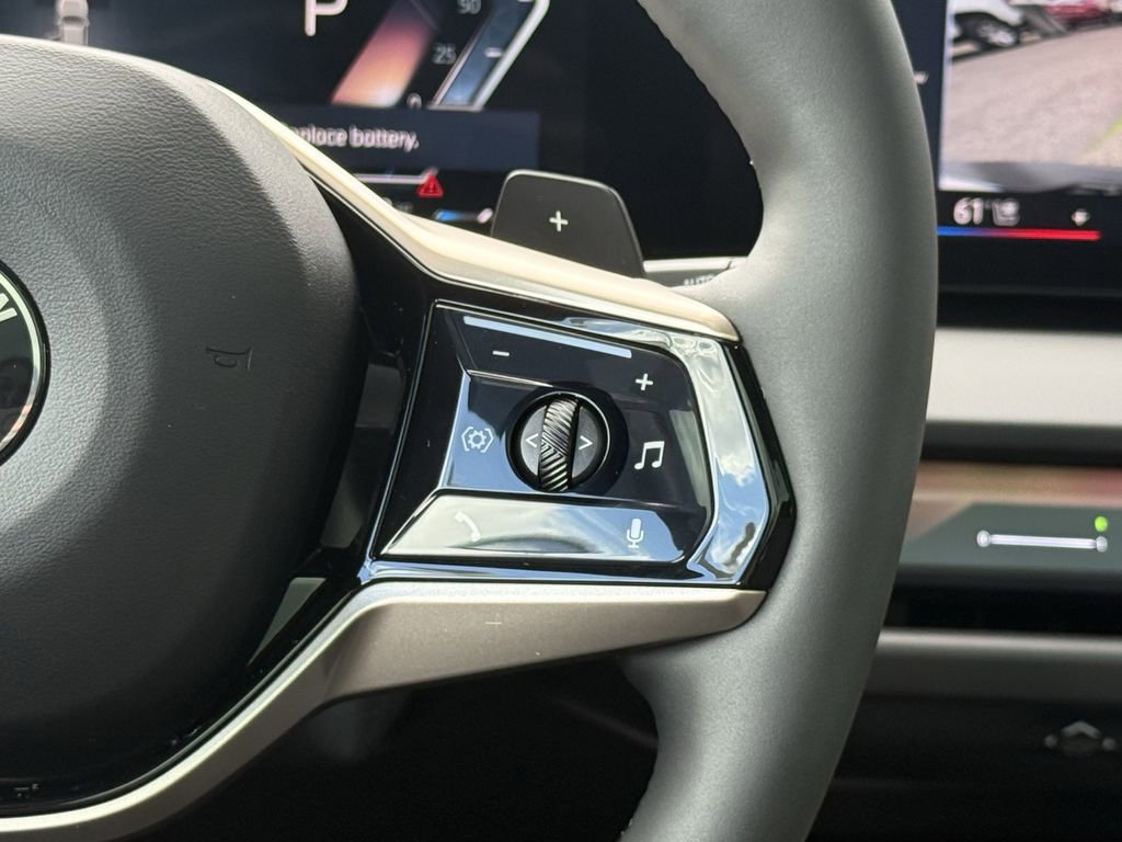 New 2025 BMW X3 xDrive30i w/ Premium Package image 17