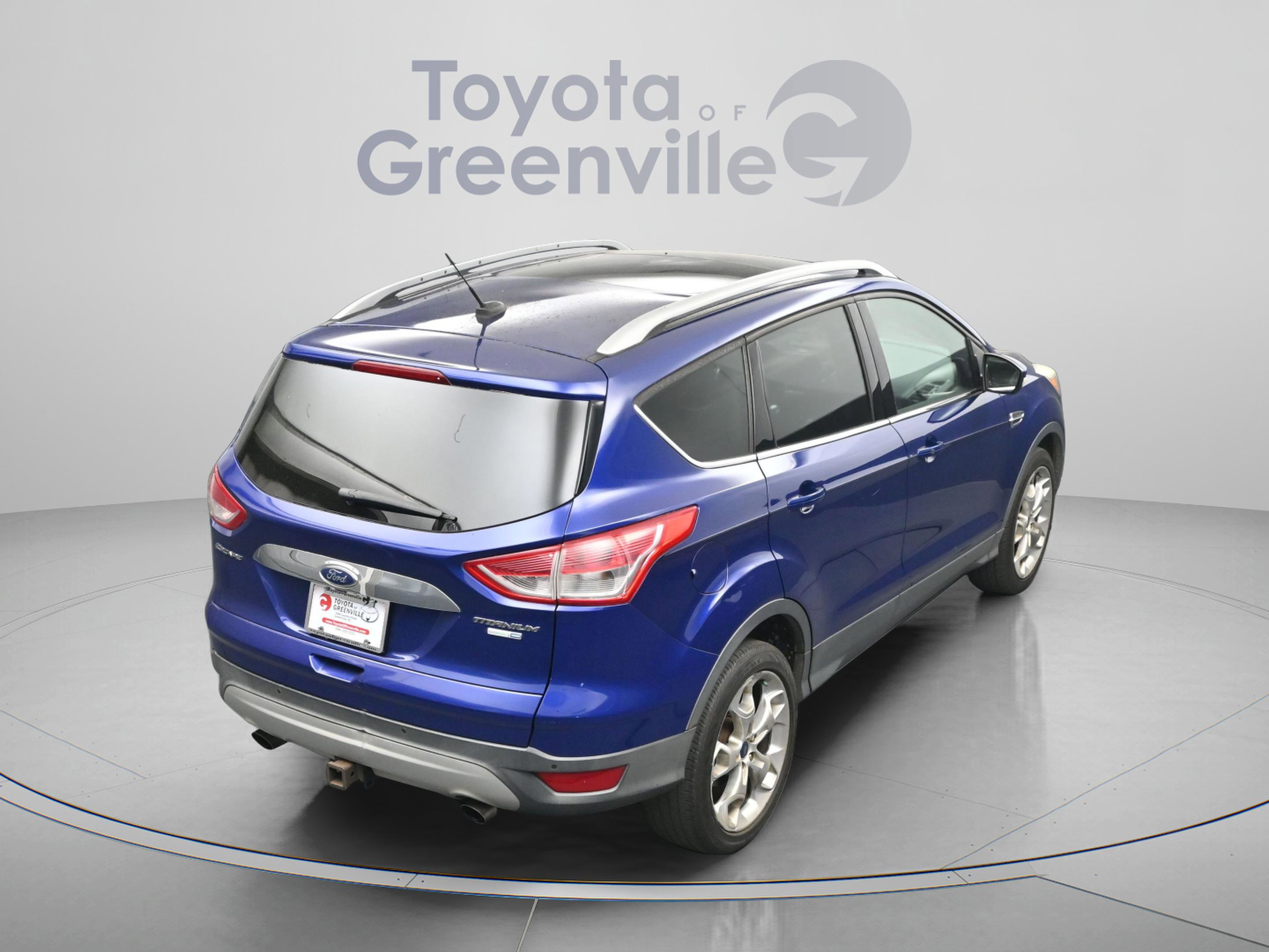 Used 2016 Ford Escape Titanium w/ Equipment Group 301A AWD/4WD image 15
