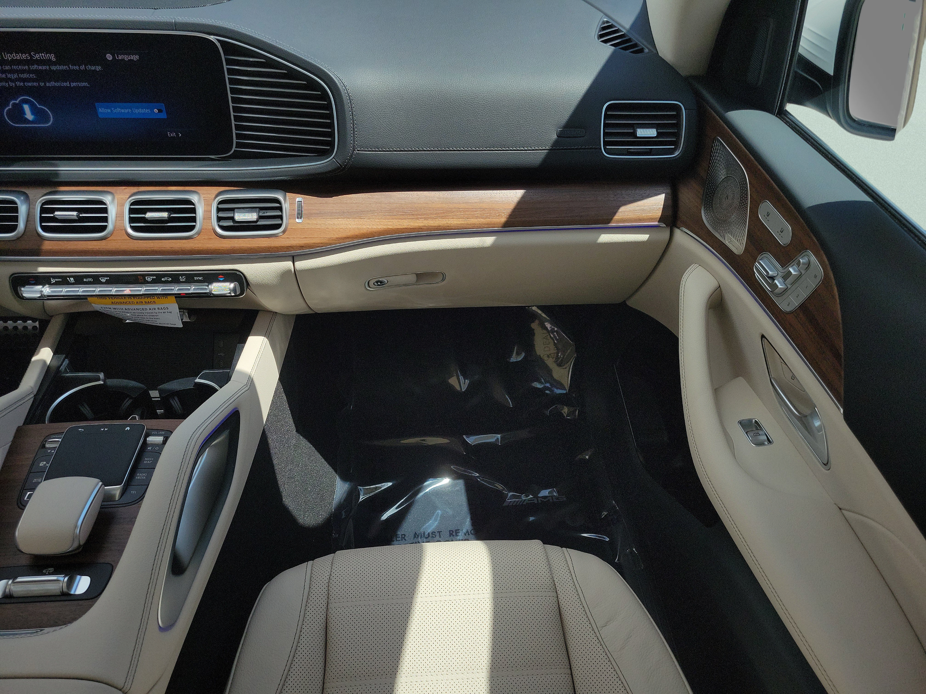 New 2026 Mercedes-Benz GLS 450 4MATIC image 15