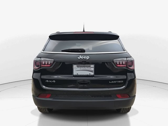 Used 2025 Jeep Compass Limited AWD/4WD image 7