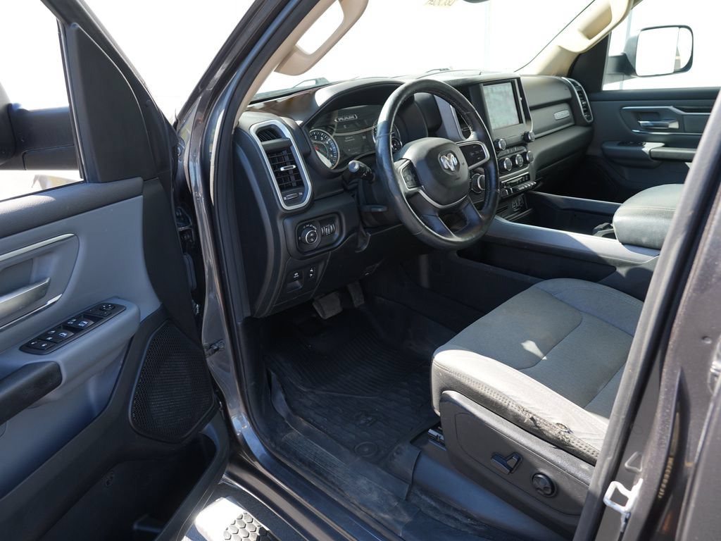 Used 2019 RAM 1500 Big Horn AWD/4WD image 13