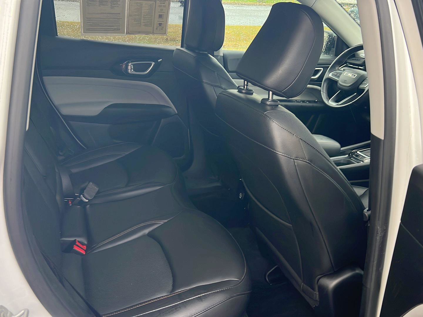 Used 2022 Jeep Compass Limited image 12