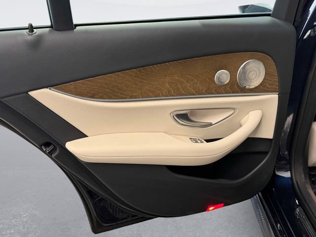 Certified 2022 Mercedes-Benz E 450 4MATIC Sedan image 11