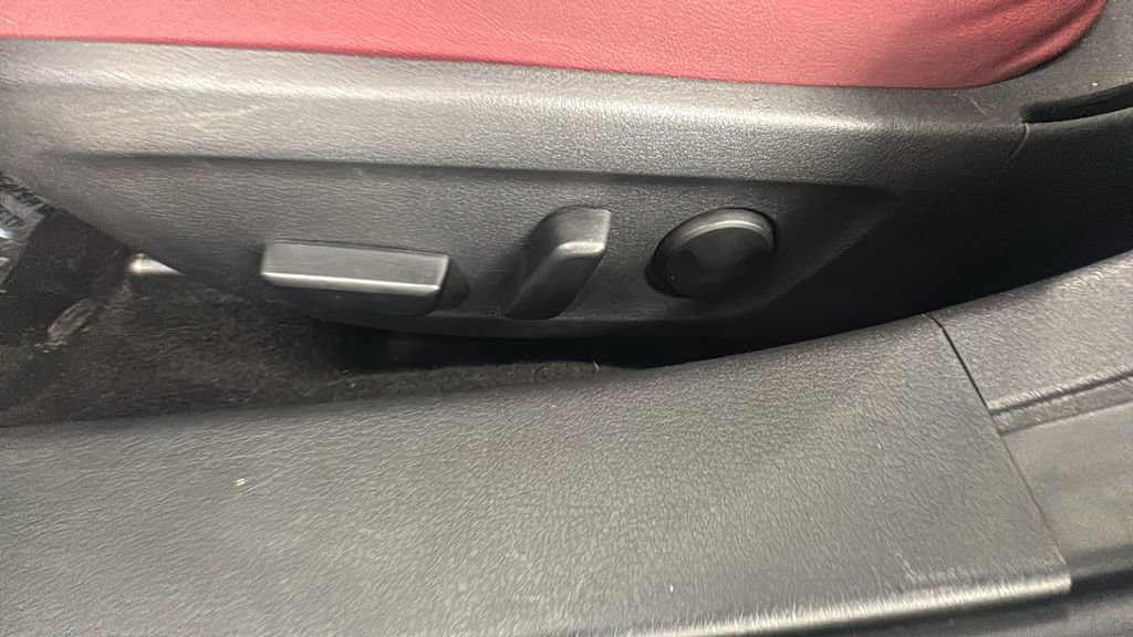 Used 2022 MAZDA MAZDA3 s image 11