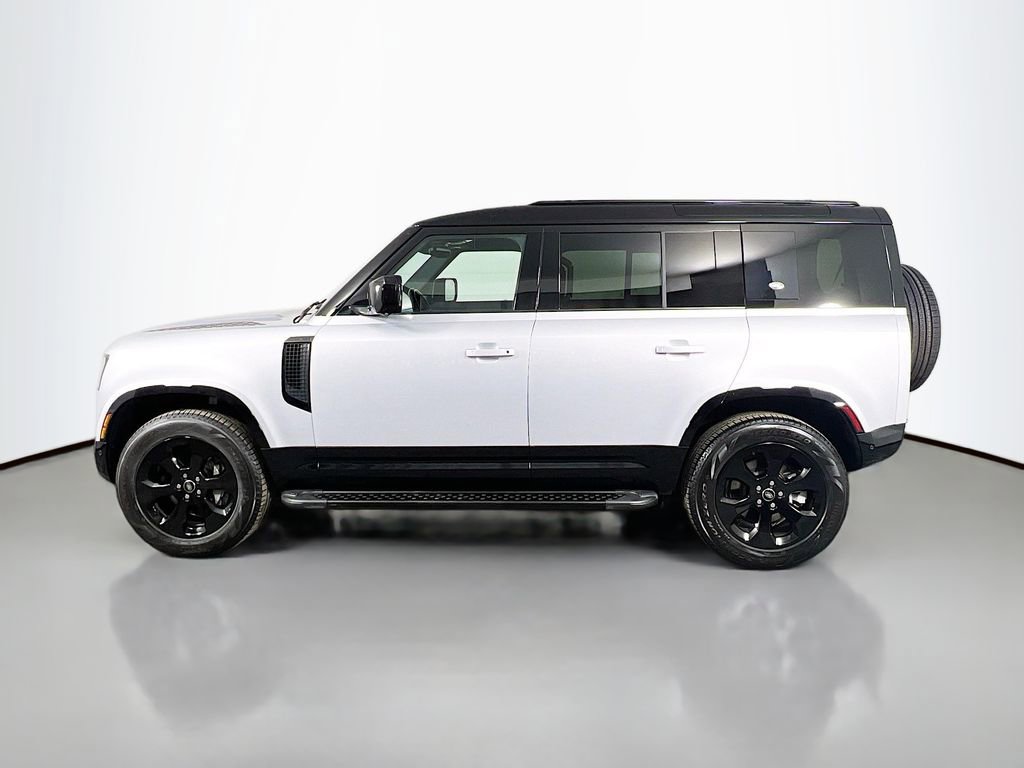 Used 2023 Land Rover Defender 110 X-Dynamic SE AWD/4WD image 8