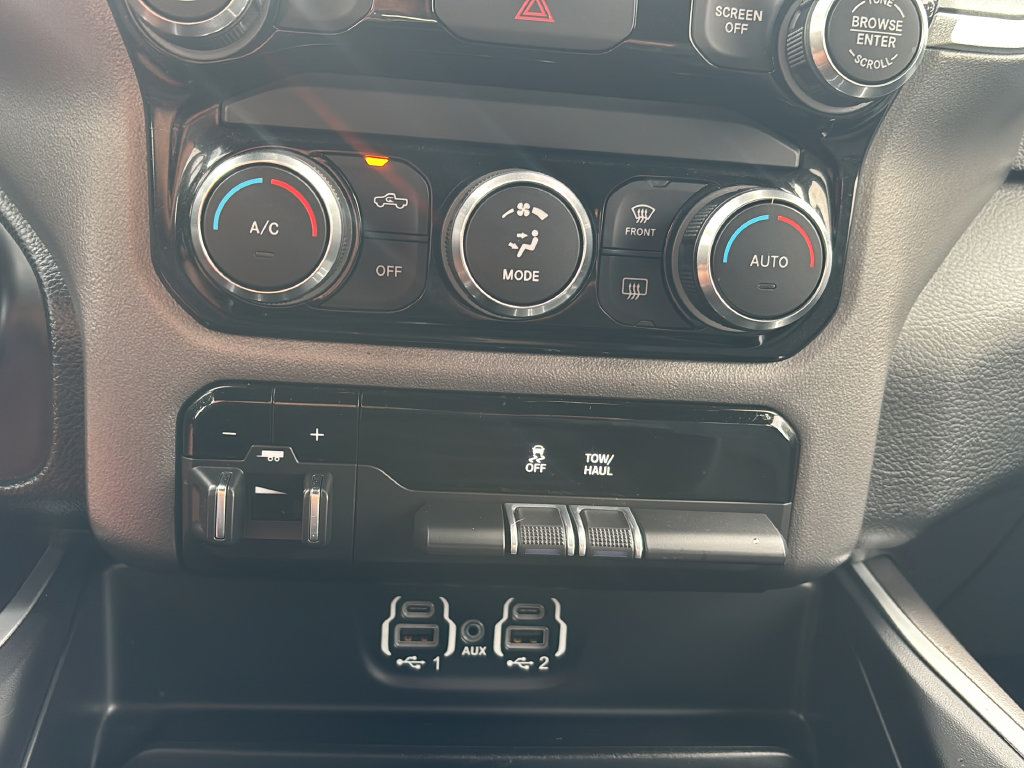 Used 2022 RAM 1500 Big Horn AWD/4WD image 26