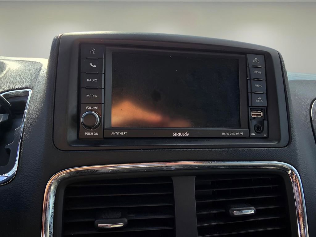 Used 2020 Dodge Grand Caravan SXT image 22