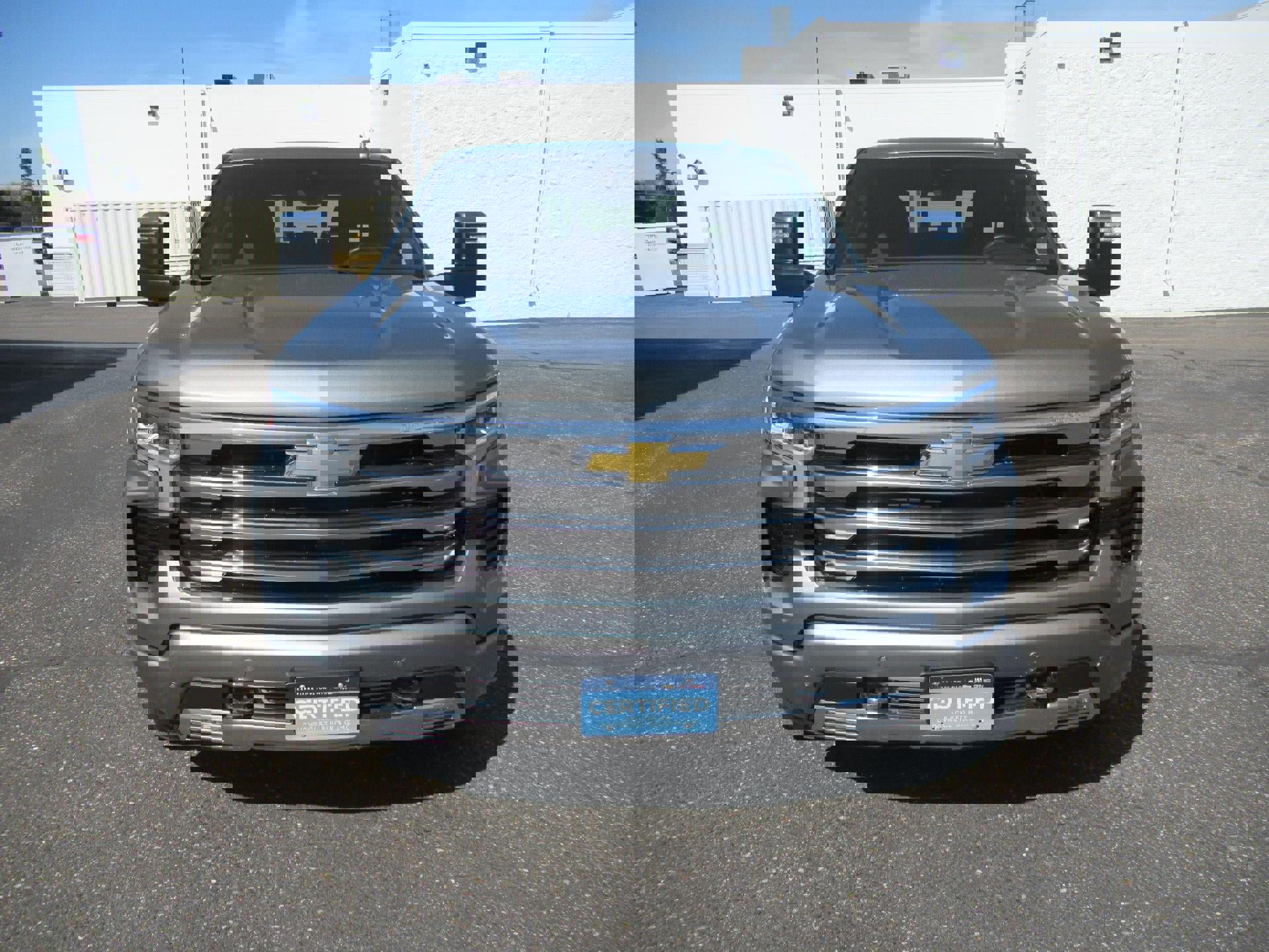 Certified 2024 Chevrolet Silverado 1500 High Country w/ Technology Package image 2