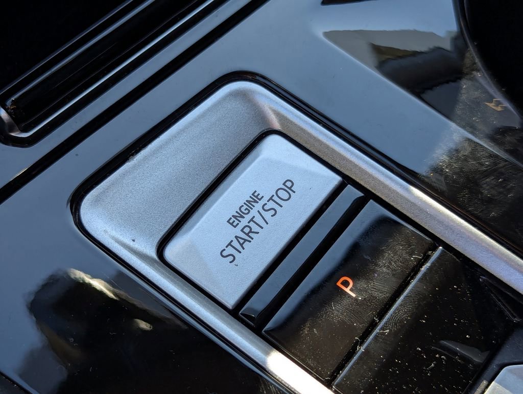 Used 2025 Volkswagen Atlas SE w/ Panoramic Sunroof Package AWD/4WD image 15