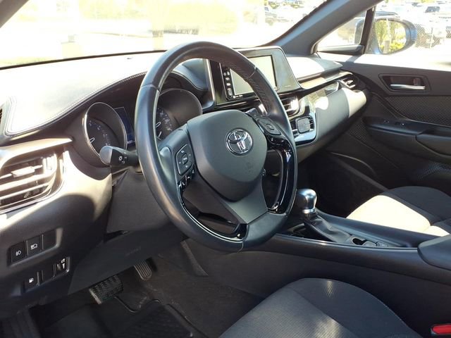 Used 2018 Toyota C-HR XLE FWD image 22