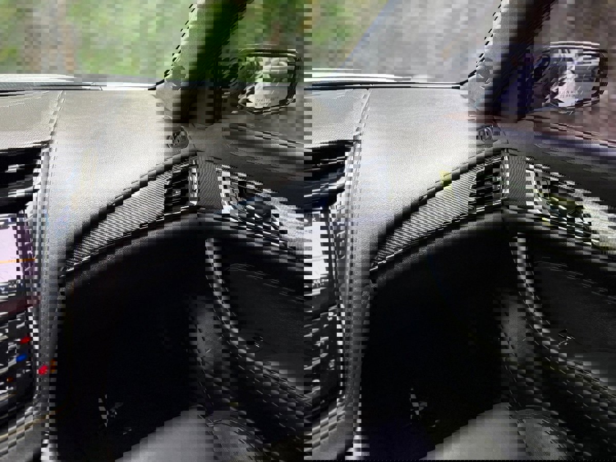 Used 2018 Cadillac CTS V w/ Carbon Fiber Package image 16