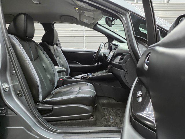 Used 2020 Nissan Leaf SL Plus FWD image 15