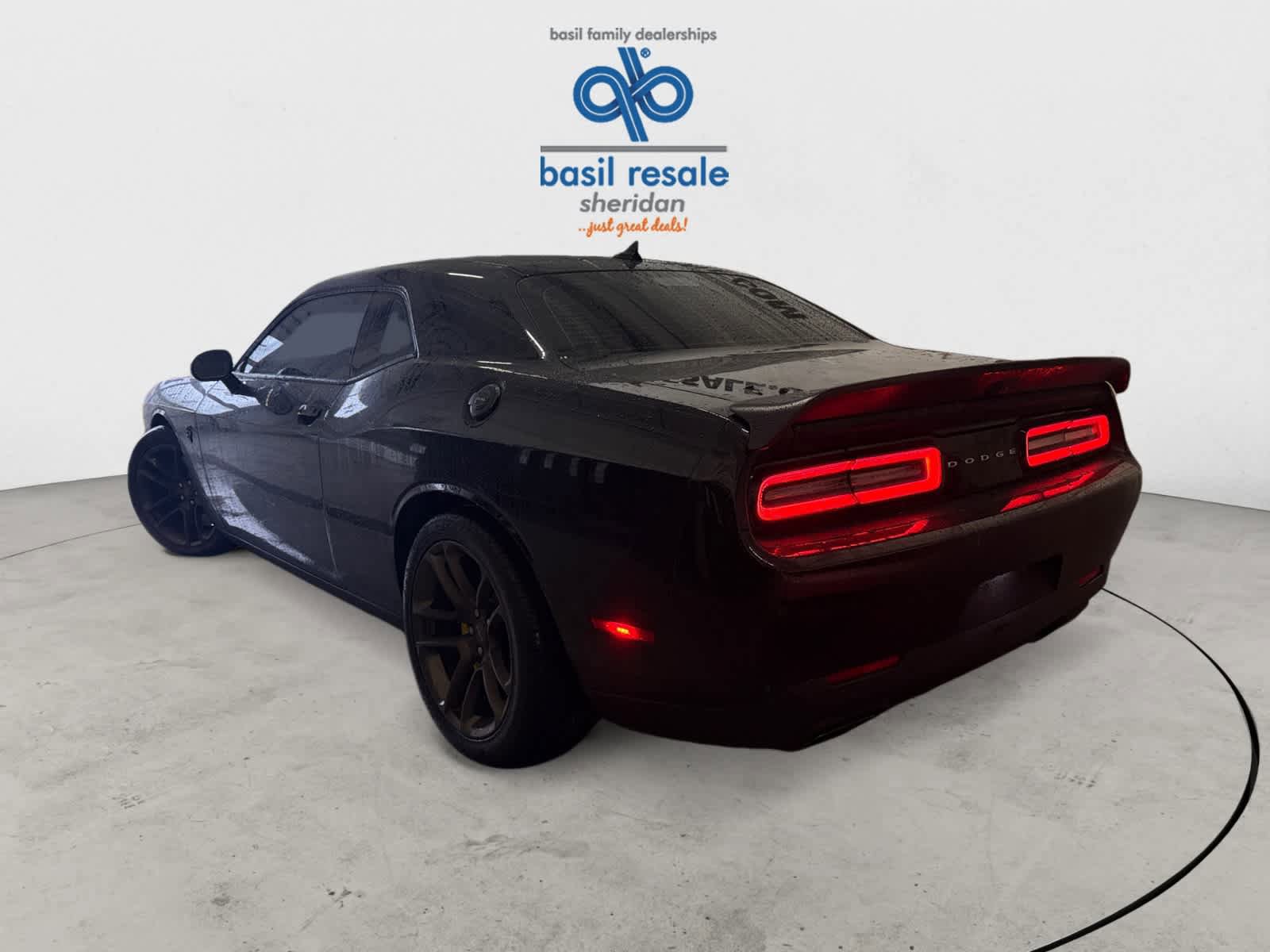 Used 2023 Dodge Challenger SRT Hellcat RWD image 9