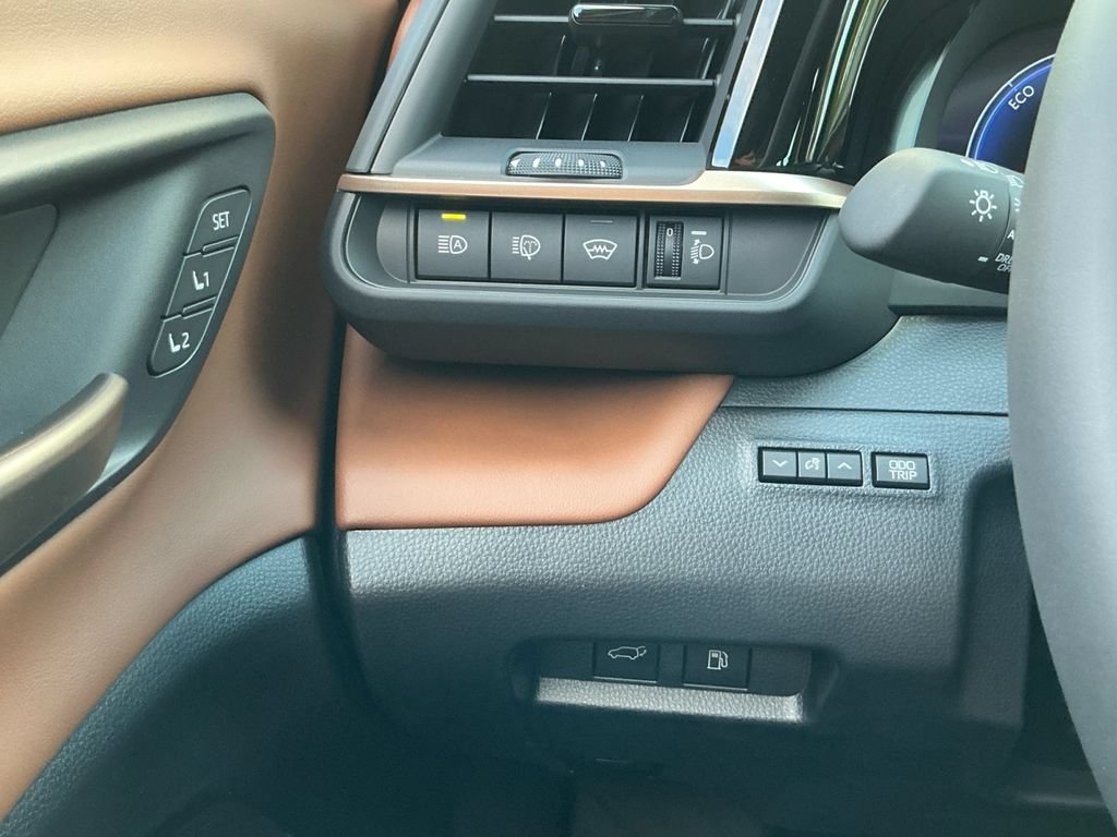 New 2026 Toyota Crown Signia AWD/4WD image 20