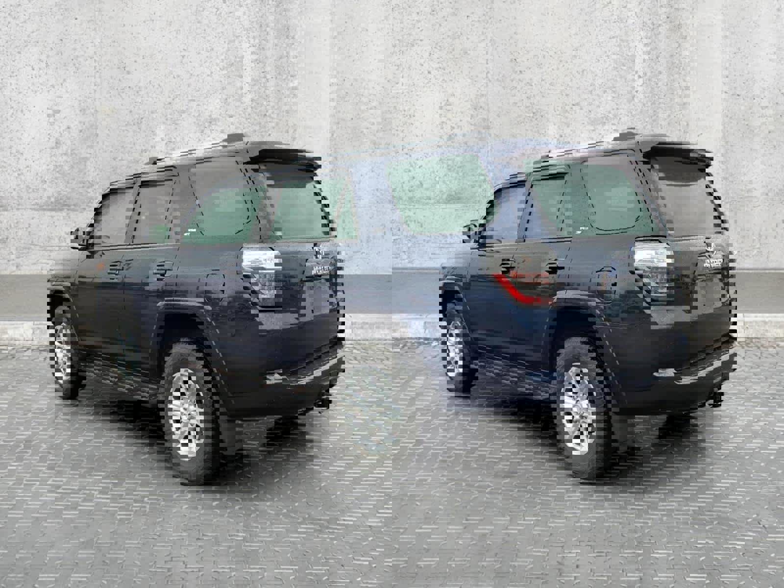 Used 2019 Toyota 4Runner TRD Off-Road AWD/4WD image 9