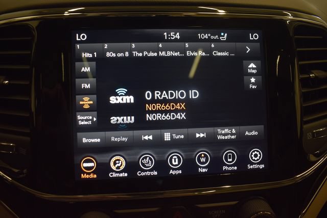 Used 2019 Jeep Grand Cherokee Overland AWD/4WD image 26