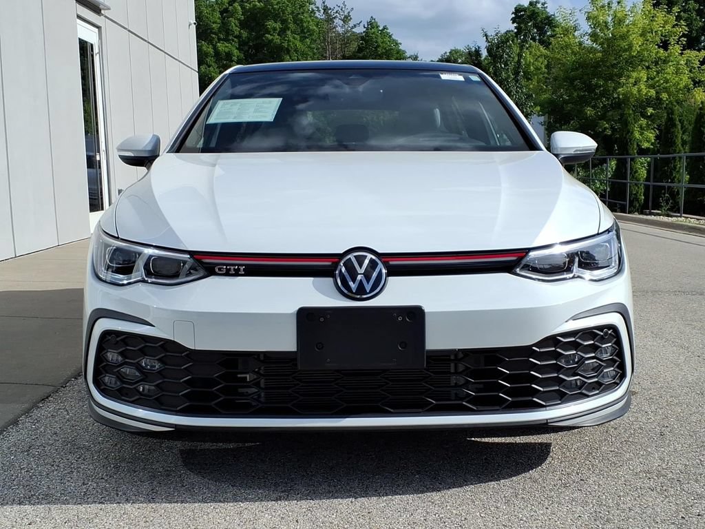Used 2022 Volkswagen GTI Autobahn FWD image 2
