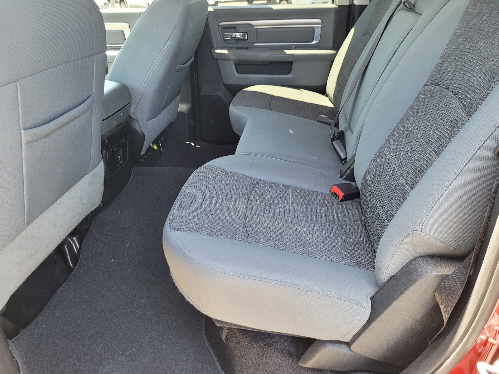 Used 2017 RAM 1500 Big Horn RWD image 10