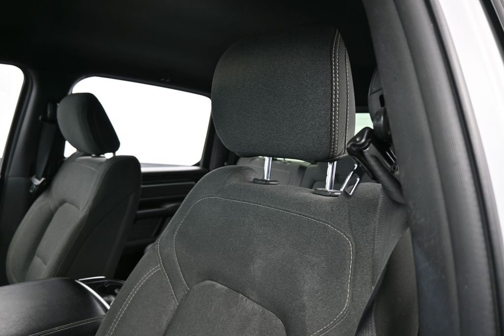 Used 2019 RAM 1500 Big Horn RWD image 16