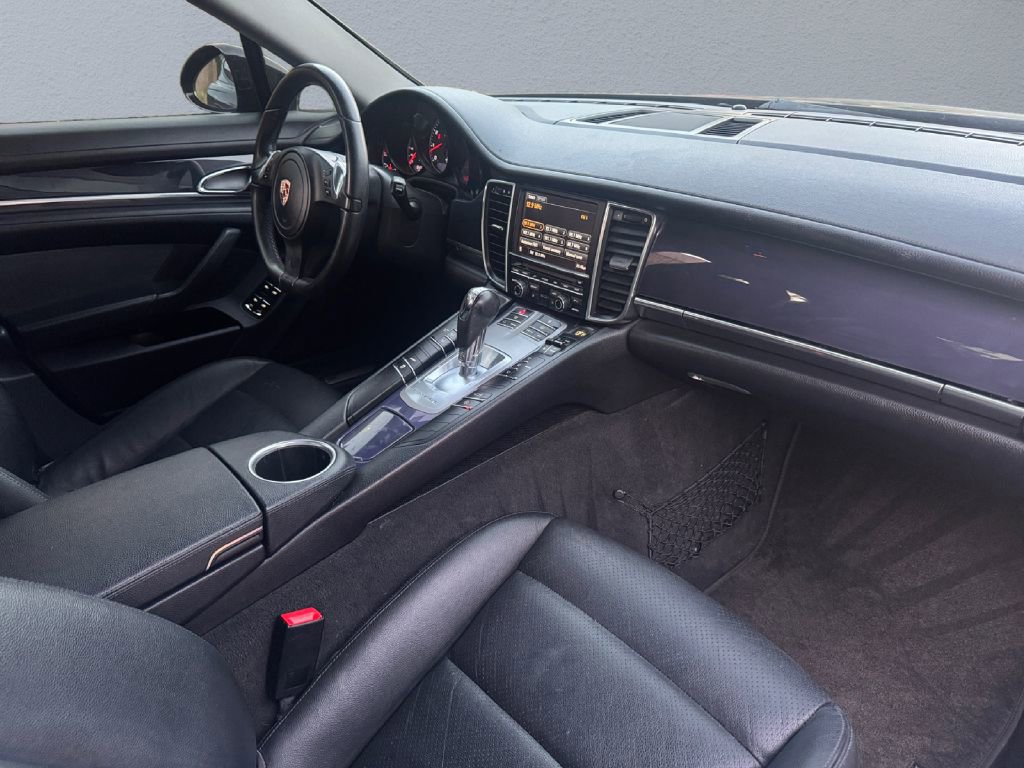 Used 2012 Porsche Panamera 2 image 14