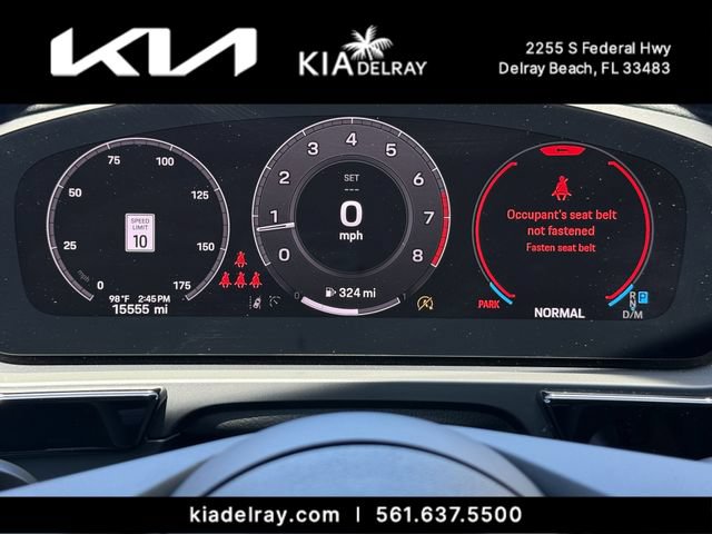 Used 2025 Porsche Cayenne AWD/4WD image 32