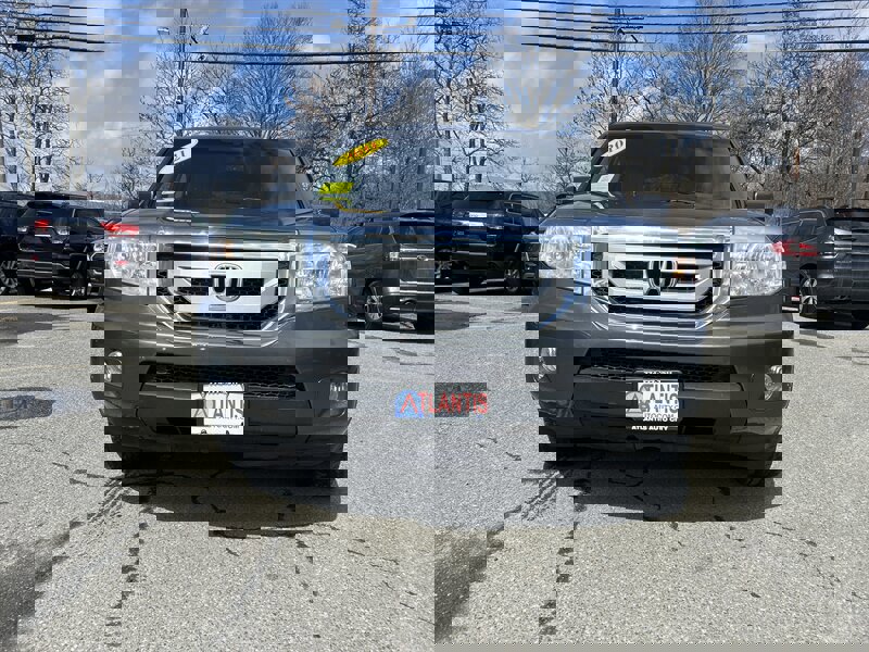 Used 2011 Honda Pilot Touring image 2