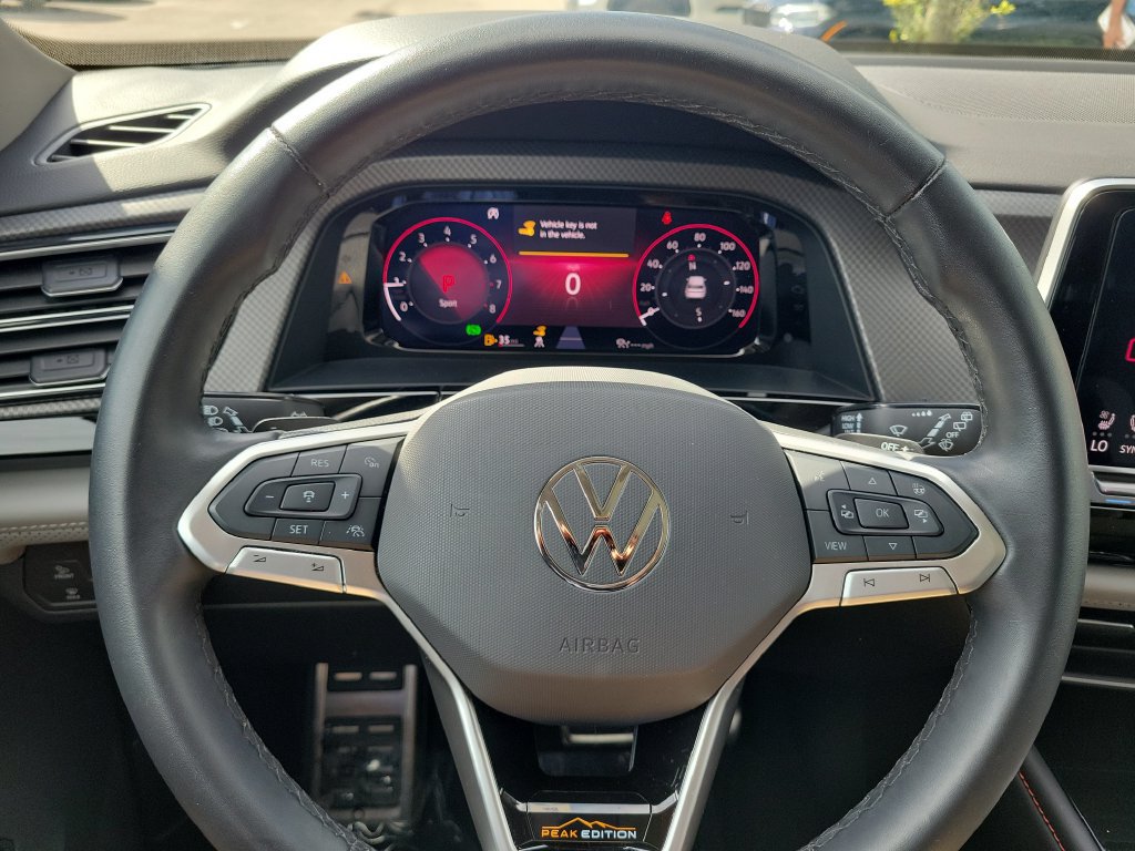 Used 2024 Volkswagen Atlas Peak Edition SE AWD/4WD image 8