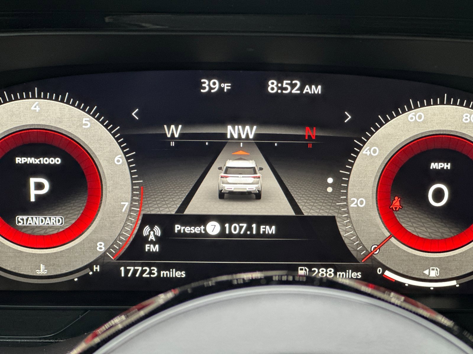 Used 2023 Nissan Pathfinder Platinum w/ Black Appearance Package image 28