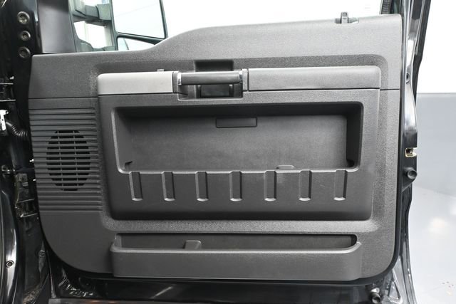 Used 2012 Ford F250 Lariat w/ Chrome Pkg AWD/4WD image 32