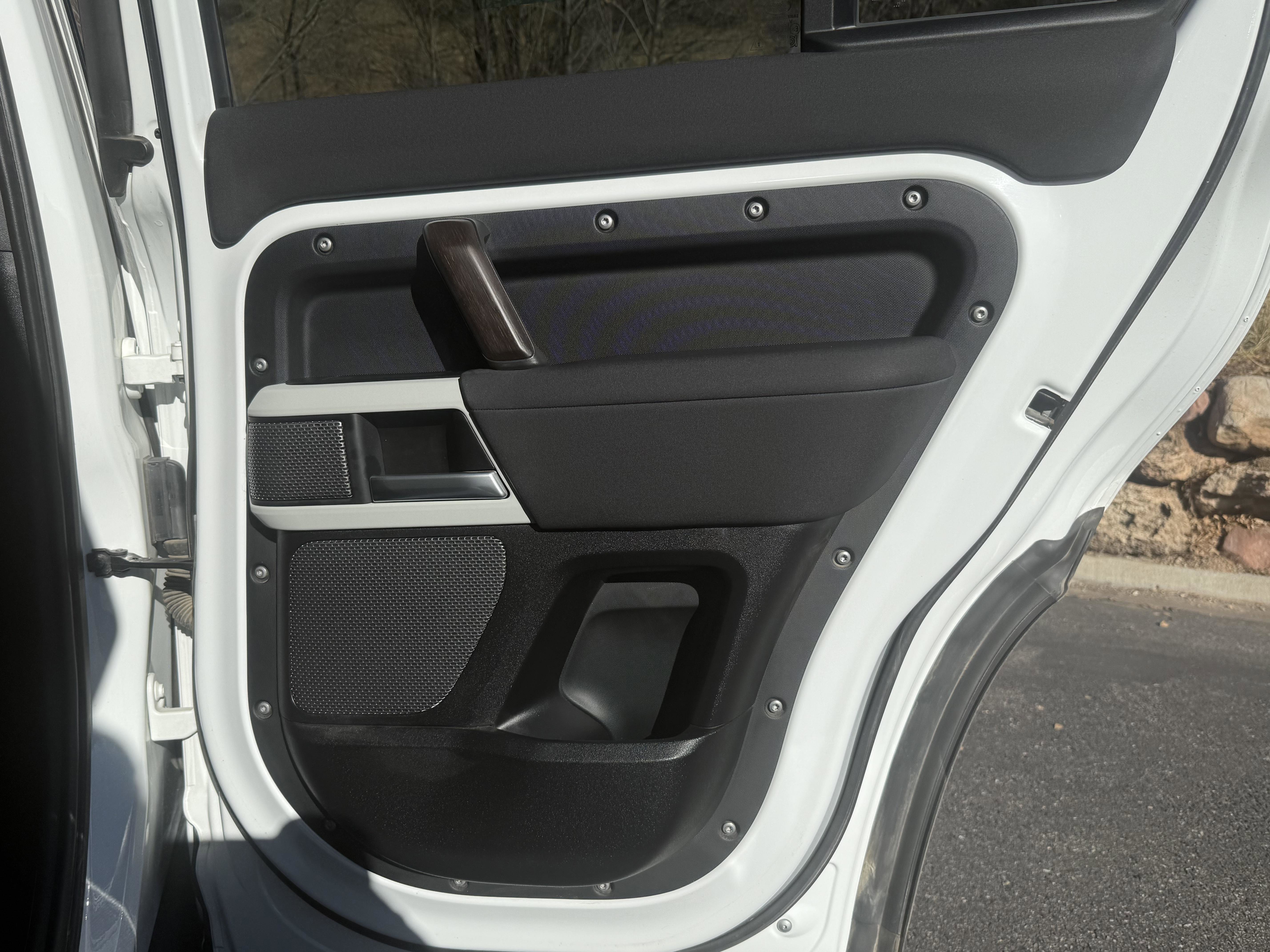 Certified 2022 Land Rover Defender 110 SE image 42