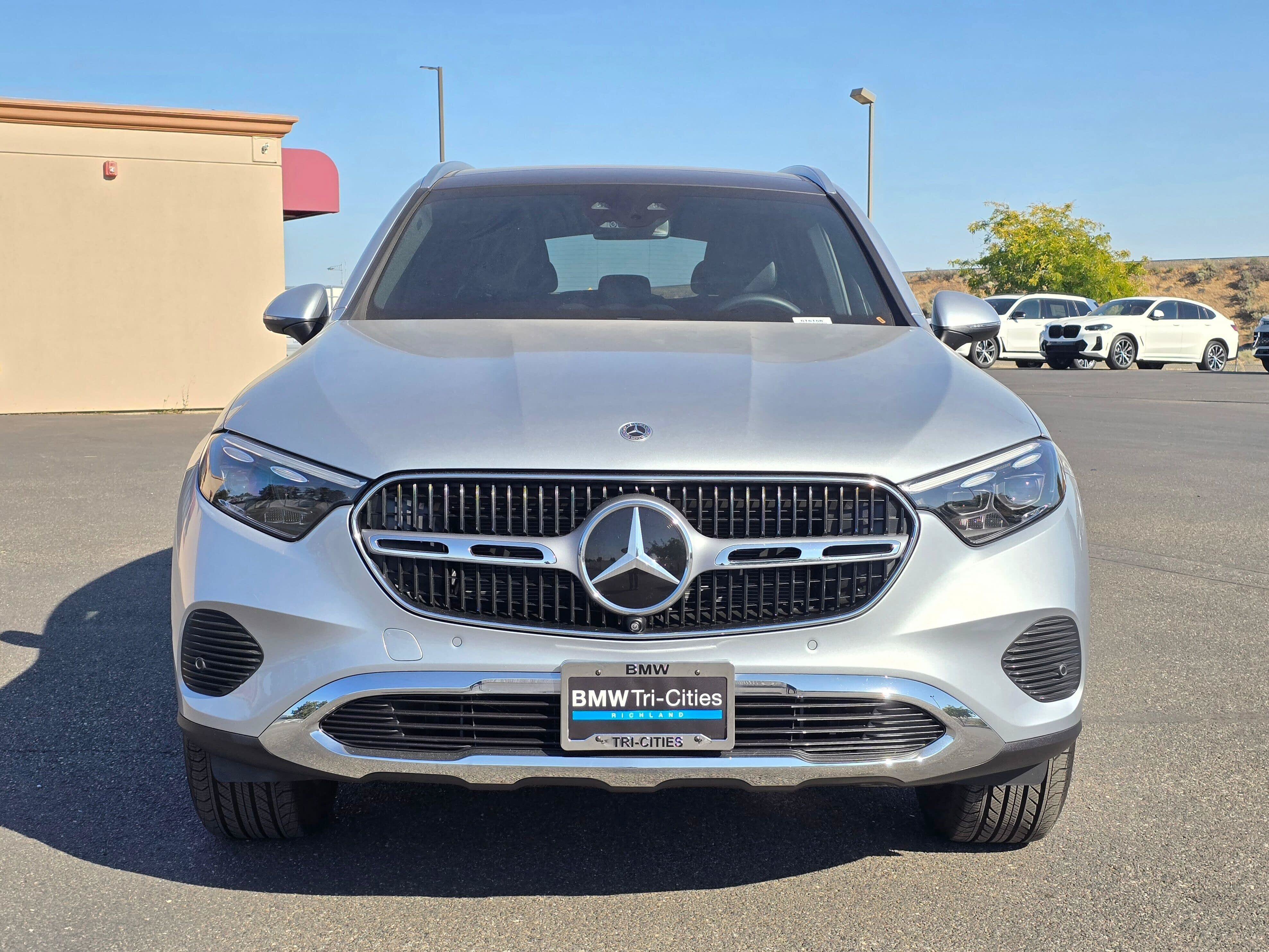 Used 2023 Mercedes-Benz GLC 300 4MATIC image 6