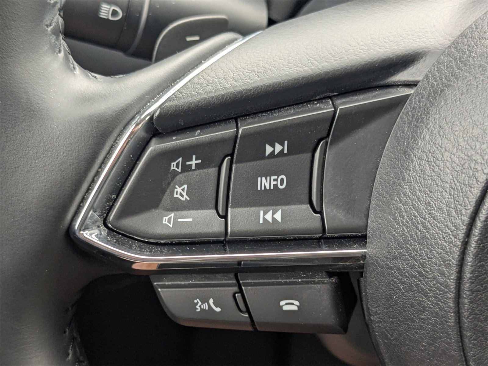 Used 2022 MAZDA CX-5 AWD 2.5 S w/ Premium Package image 26