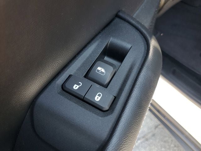 Certified 2025 Jeep Grand Cherokee Limited w/ Luxury Tech Group II RWD image 18