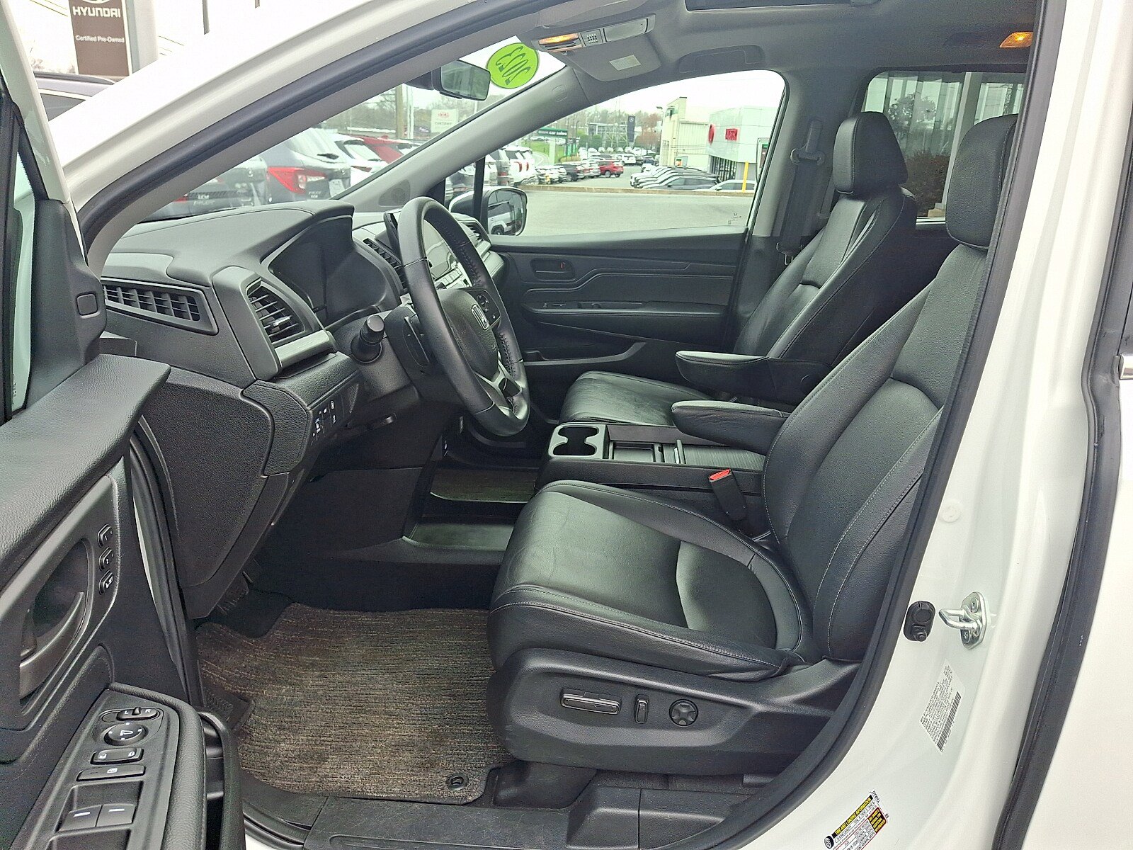 Used 2023 Honda Odyssey EX-L image 13