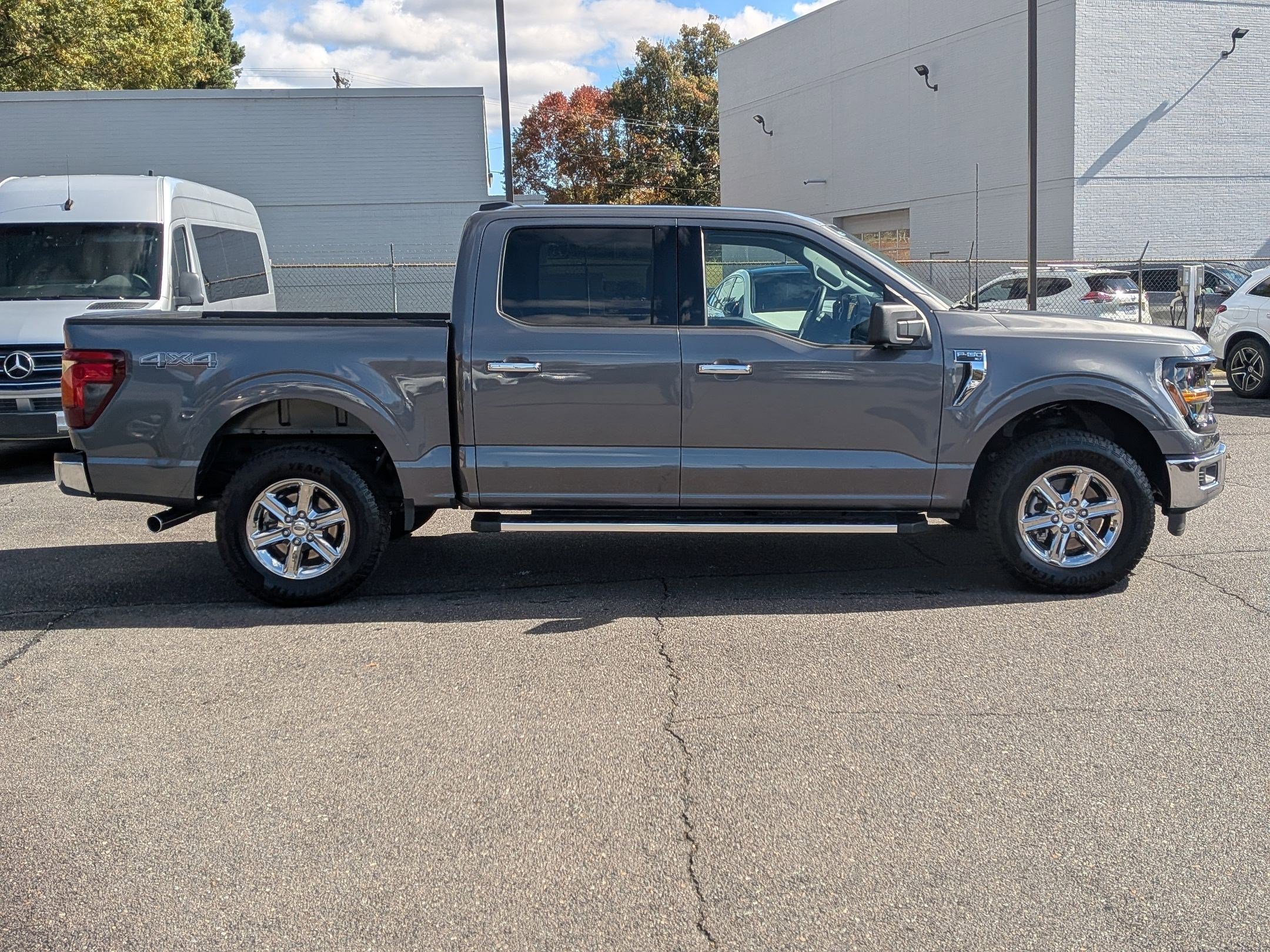 Used 2024 Ford F150 XLT w/ Mobile Office Package image 2