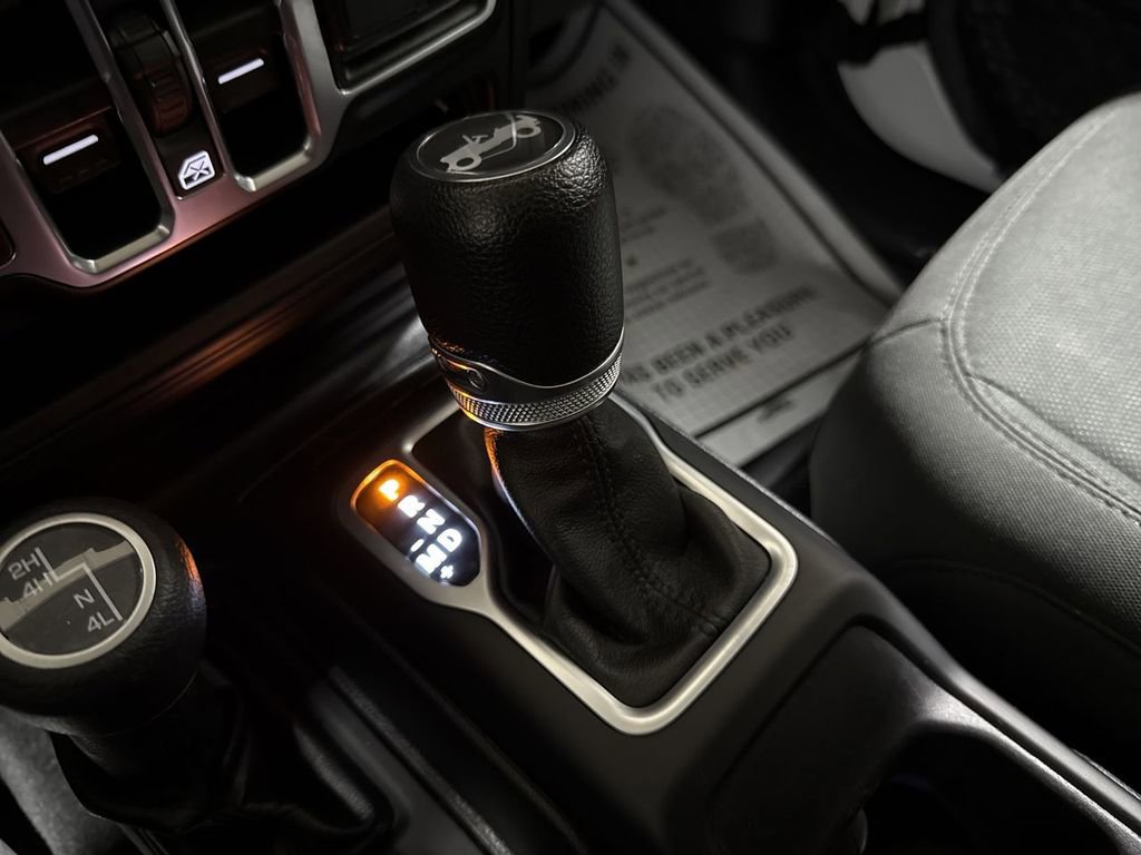 Used 2018 Jeep Wrangler Unlimited Sport S image 16