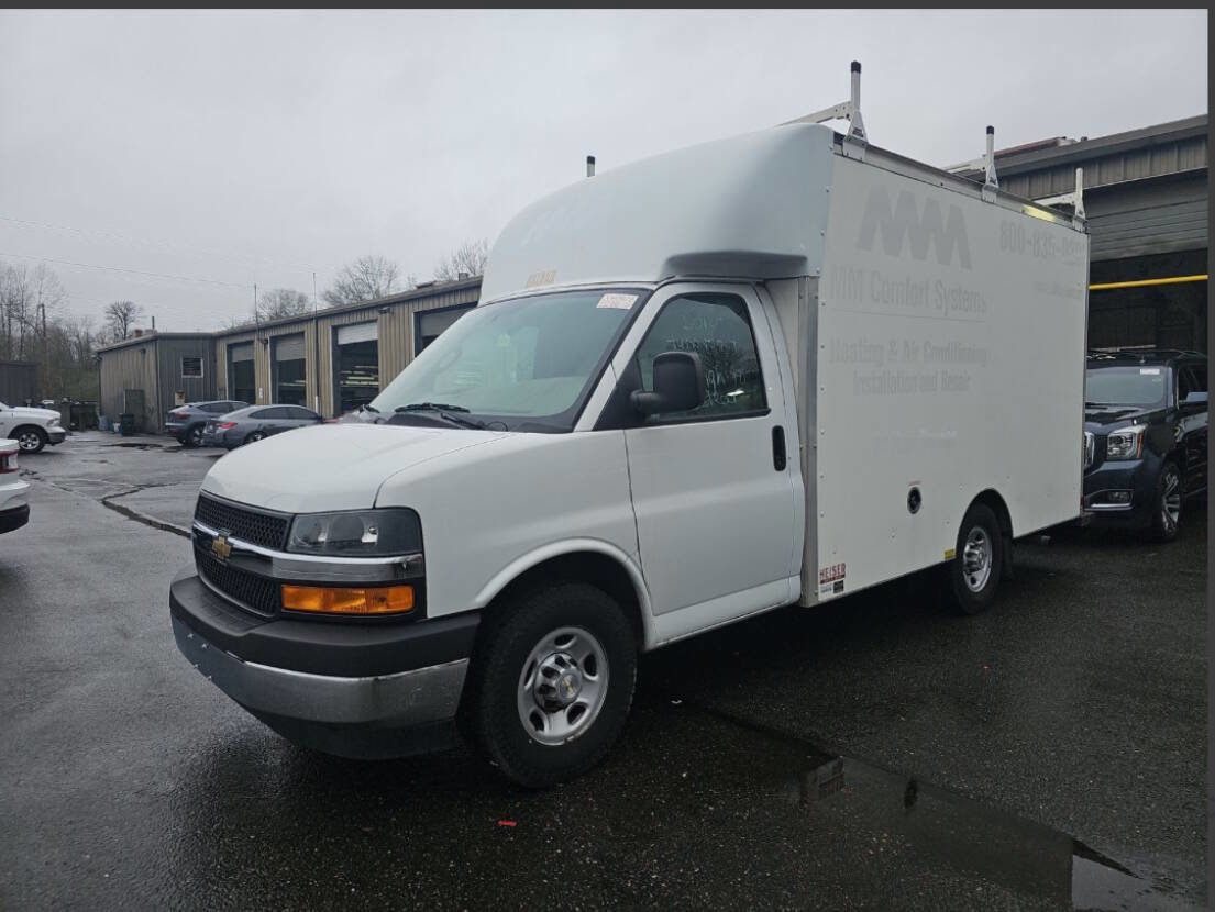 Used 2019 Chevrolet Express 3500 w/ Power Convenience Package