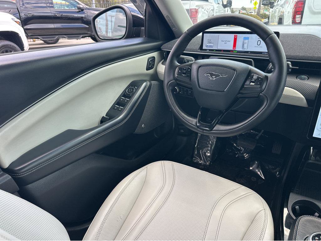 Used 2021 Ford Mustang Mach-E Premium RWD image 19
