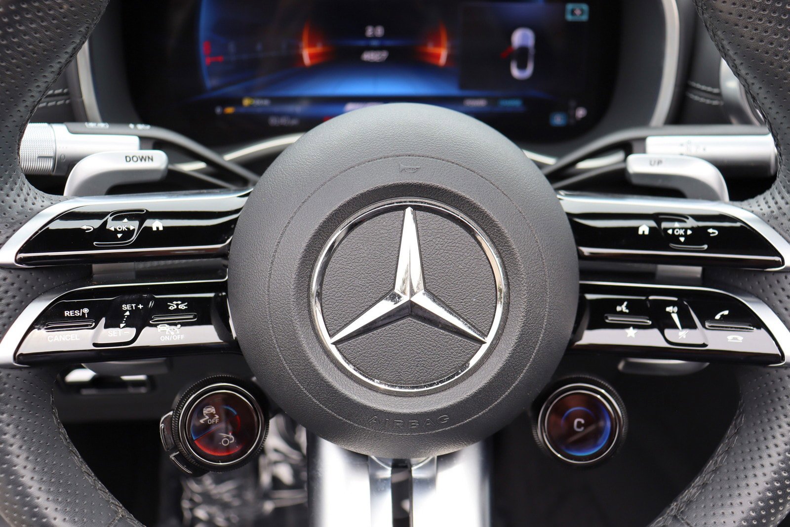 Used 2023 Mercedes-Benz SL 43 AMG image 29