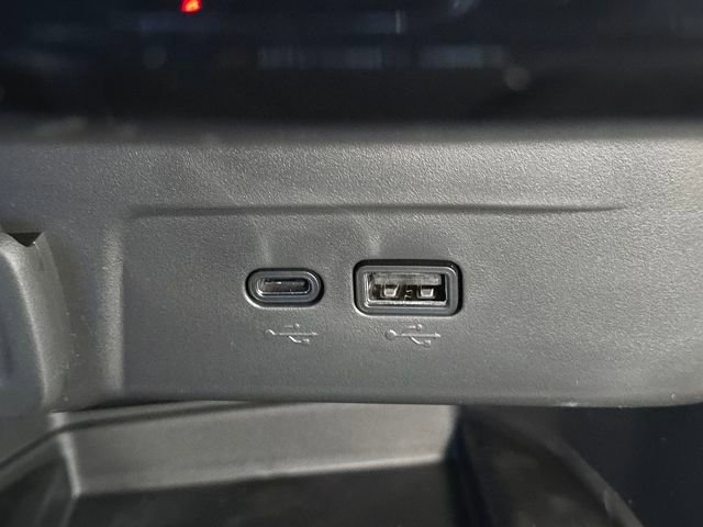 New 2026 Chevrolet Trax RS w/ Sunroof Package image 10