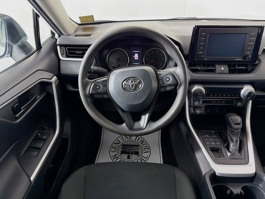 Used 2020 Toyota RAV4 LE w/ Carpet Mat Package image 22