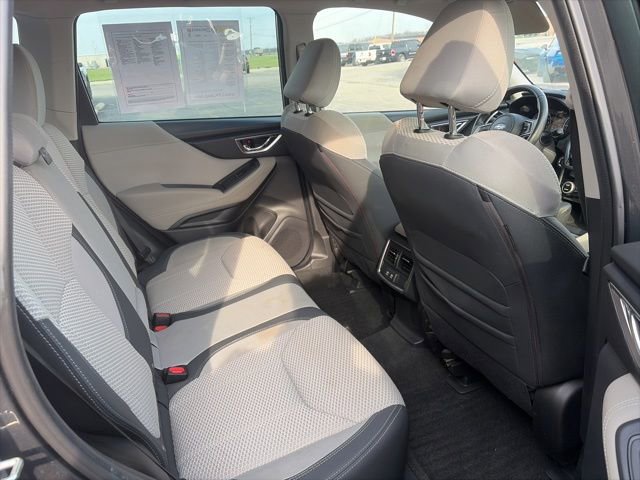 Used 2023 Subaru Forester Premium image 6