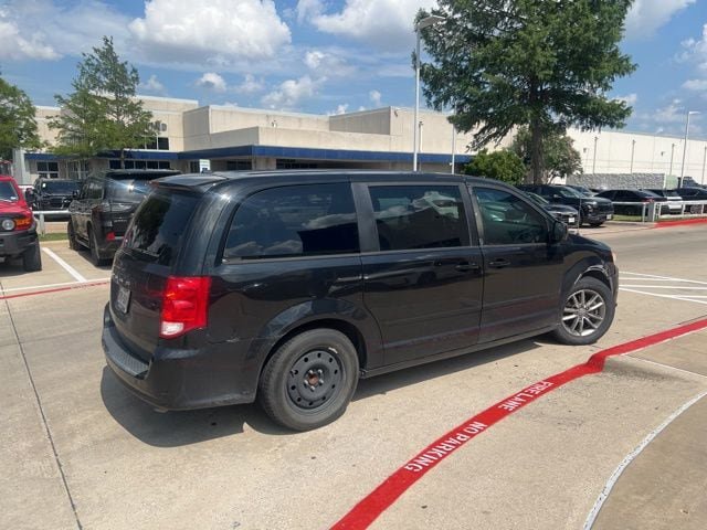 Used 2017 Dodge Grand Caravan SE FWD image 6