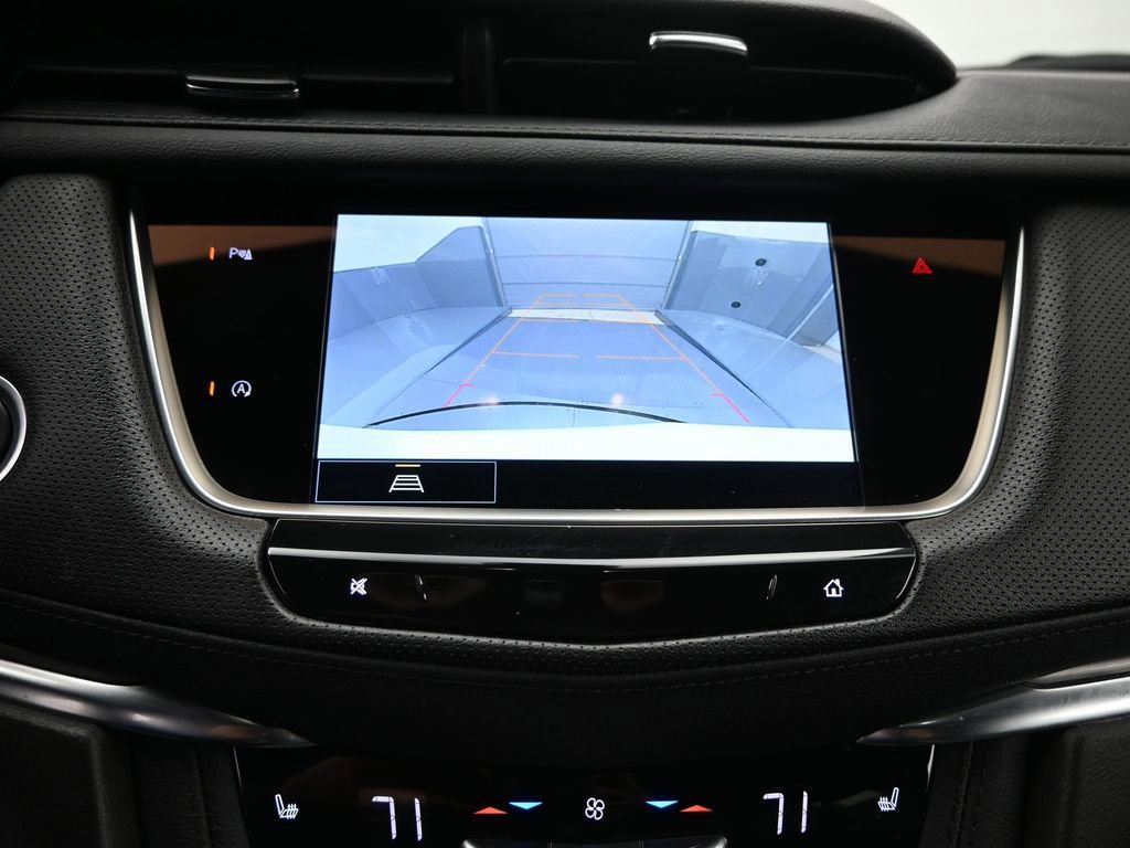Certified 2024 Cadillac XT5 Luxury image 11
