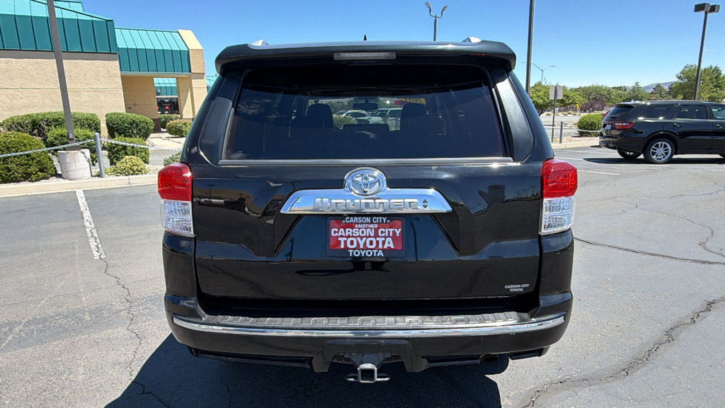 Used 2011 Toyota 4Runner Limited AWD/4WD image 4