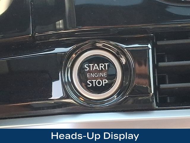 Used 2023 Nissan Pathfinder Platinum image 11