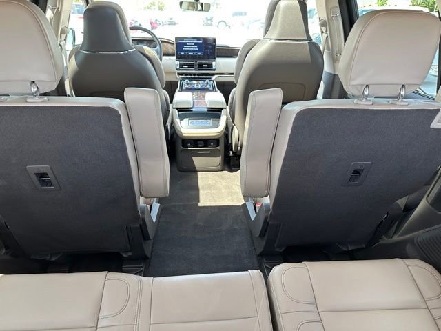 Used 2022 Lincoln Navigator Reserve image 15