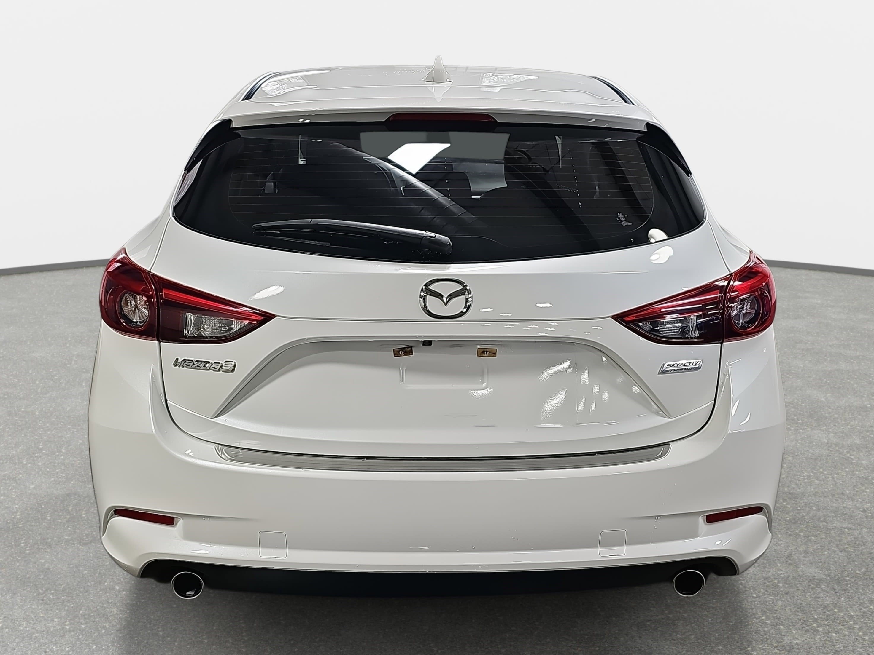 Used 2017 MAZDA MAZDA3 Grand Touring w/ Premium Equipment Package image 6