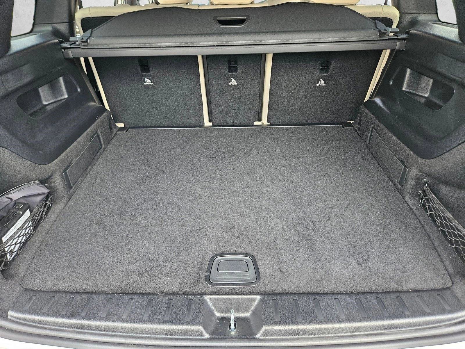 Used 2025 Mercedes-Benz GLB 250 image 6